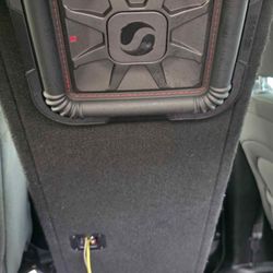 Kicker Subwoofer Enclosure + 2 Kicker Amplifiers – Car Audio Bass System