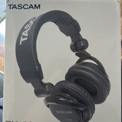 TH-03 TASCAM Studio Headphones New