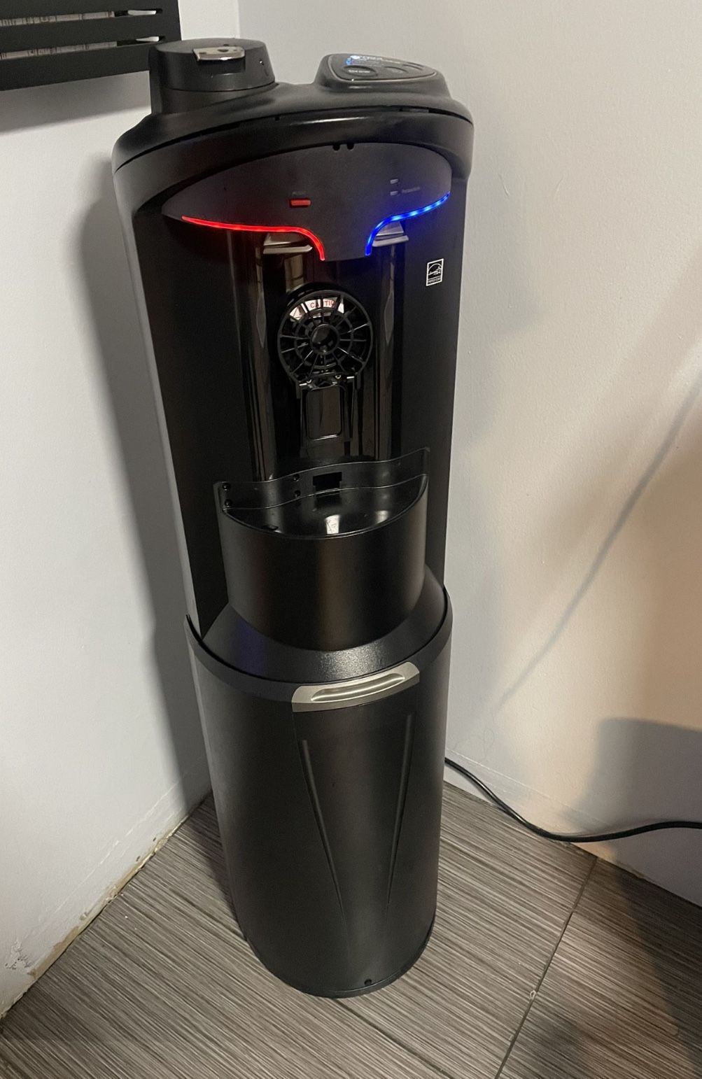 Aqua Barista Water Dispenser With Coffee Maker for Sale in City Of