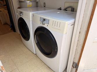 Kenmore Front Load Washer + Electric Dryer Set, Works Great