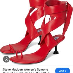 New Steve Madden S10 Heels