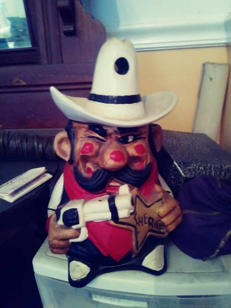Mexican sheriff cookie jar