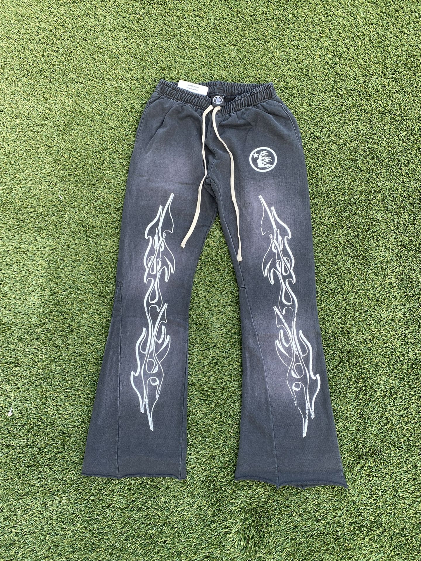 hellstar studios black flared sweatpants