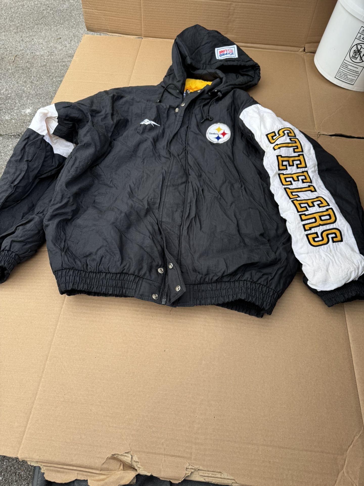 Pro Line Reebok Pittsburgh Steelers Puffer Jacket Size Large