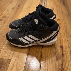 Adidas baseball cleats