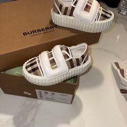 Burberry shoes