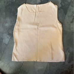 Women’s Top (size L)