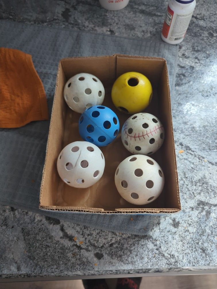 Total Control Balls [6 Count] 