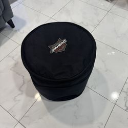 Bass Drums Ludwig 14” Usado como Nuevo 