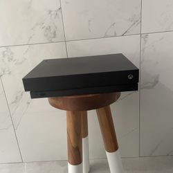 Xbox One X 1tb