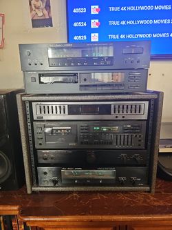 Vintage  music equipment  selling individually  read for pricing