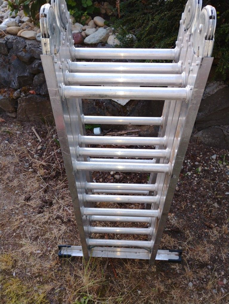 16 Foot Ladder