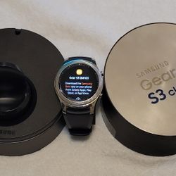 SAMSUNG GALAXY GEAR S3 CLASSIC SMARTWATCH WI-FI BLUETOOTH GPS, SILVER COLOR 46 MM