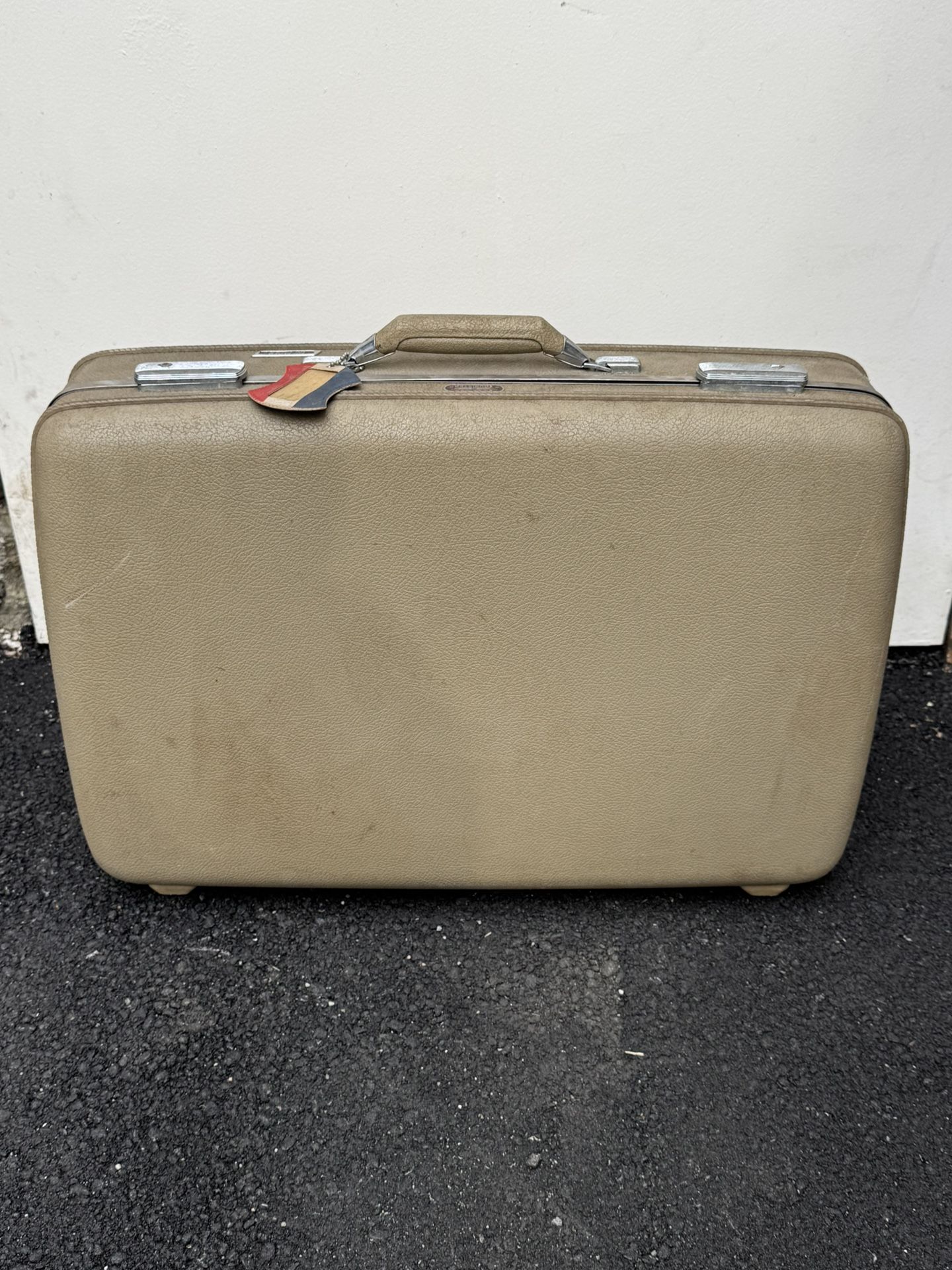Vintage American Tourister Tri-Taper Suitcase