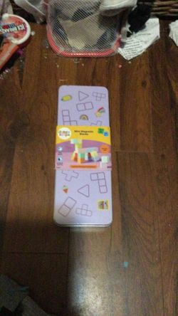 Mini magnetic blocks