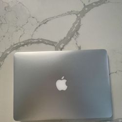 Mac Book Air