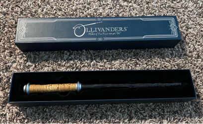 Harry Potter Sycamore Wood Unicorn Core Wand and Collector Card and Candy Box