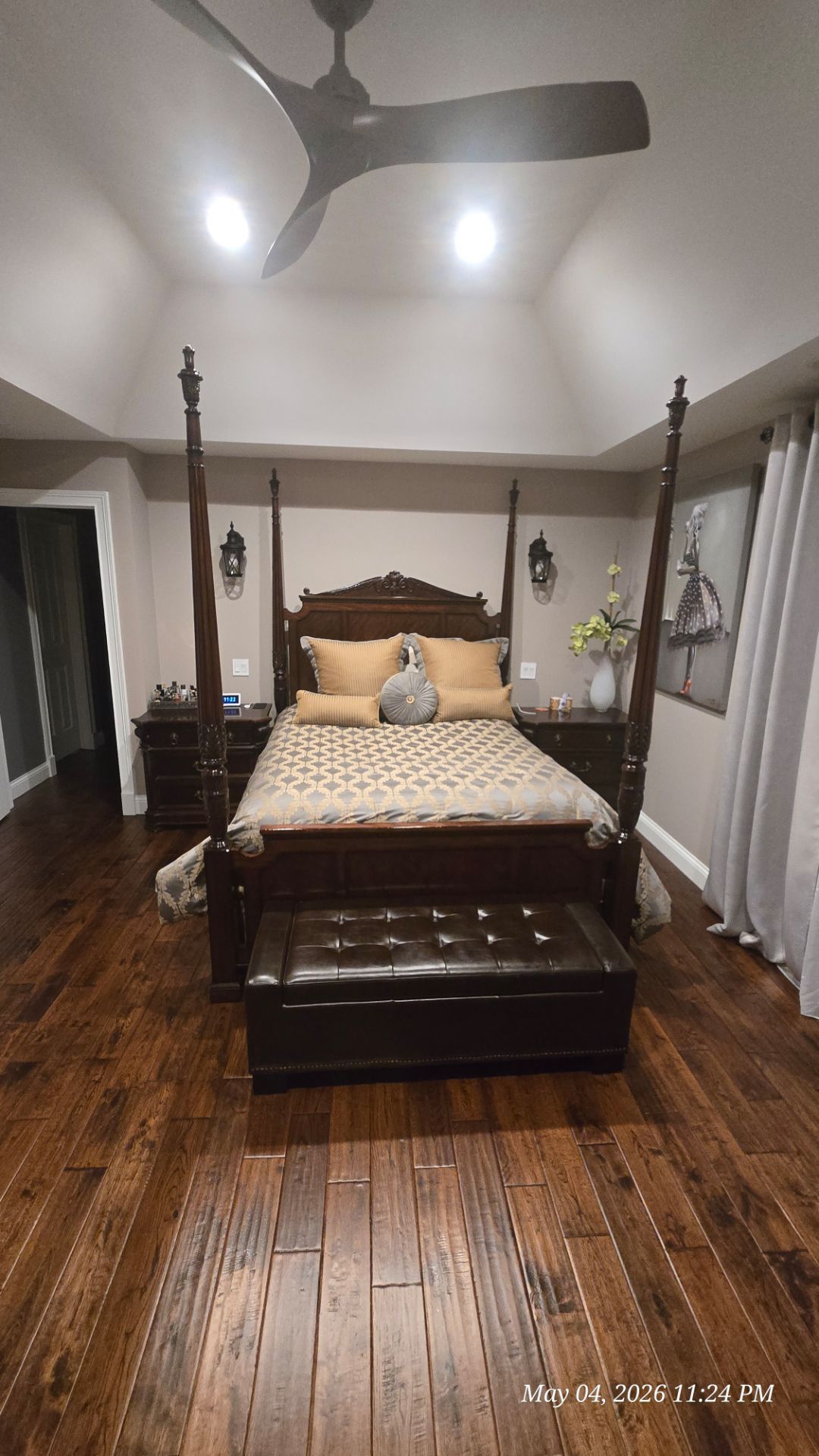 Queen bed set- Walter E. Smith