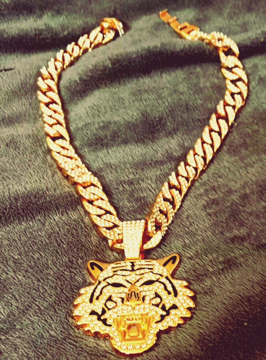 Thick Tiger Necklace With Zirconia Diamond S