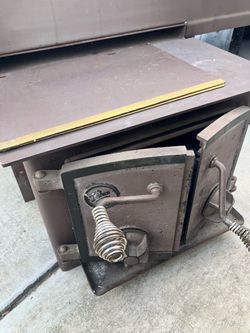 Fireplace insert stove