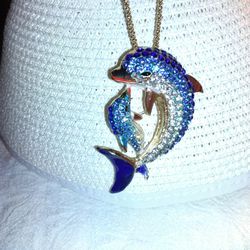 Beautiful Dolphins Pendant Necklace