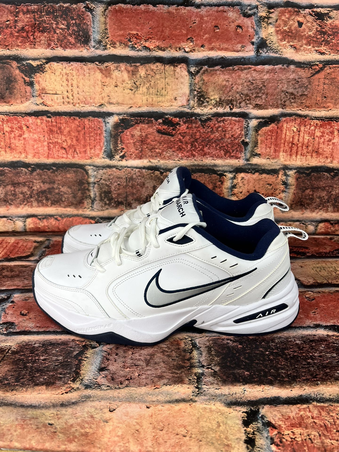 Nike Air Monarch IV  Men's Training Shoes, White/Navy, 415445-102 Size 13 No Box