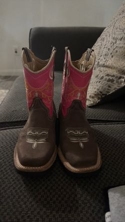 Kids boots