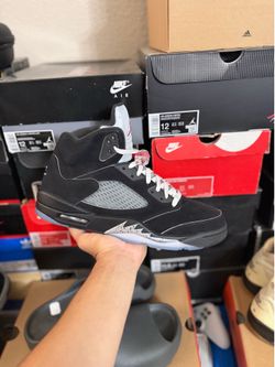 Jordan Black Metallic Reimagined 5s size 13 VNDS