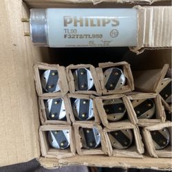 Fluorescent Lightbulbs 4’,  TL90 Philips F32T8/TL950