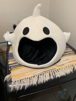 Ghost Pet Bed For Small Dogs Or Cats.