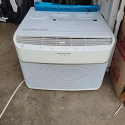 Window Air Conditioner 