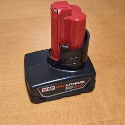 Milwaukee M12 REDLITHIUM XC 3.0Ah Brand New No Low Offers/Trades, Pls. Price is Firm Pick up in Burien Yes Available 