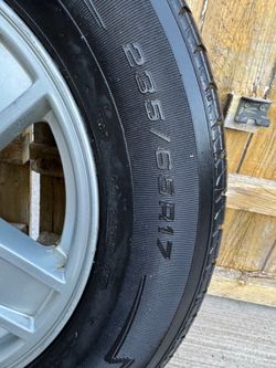 235/65R17