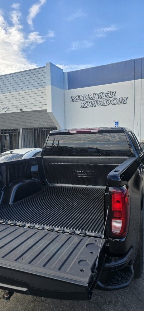 BED LINER IN STOCK FOR ALL TRUCKS, BEDLINER, PLASTICO PARA LA CAJA, SIDE STEPS, TONNEAU COVER, TAPADERA, TRUCK RACKS, TOOLBOXES, TAPAS, ESTRIBOS