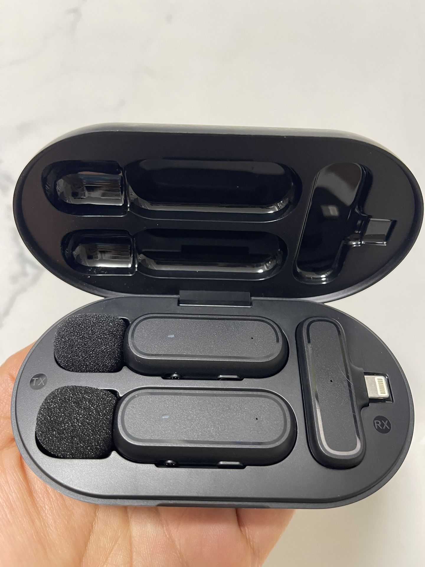 Great Condition Wireless Microphone For iPhone