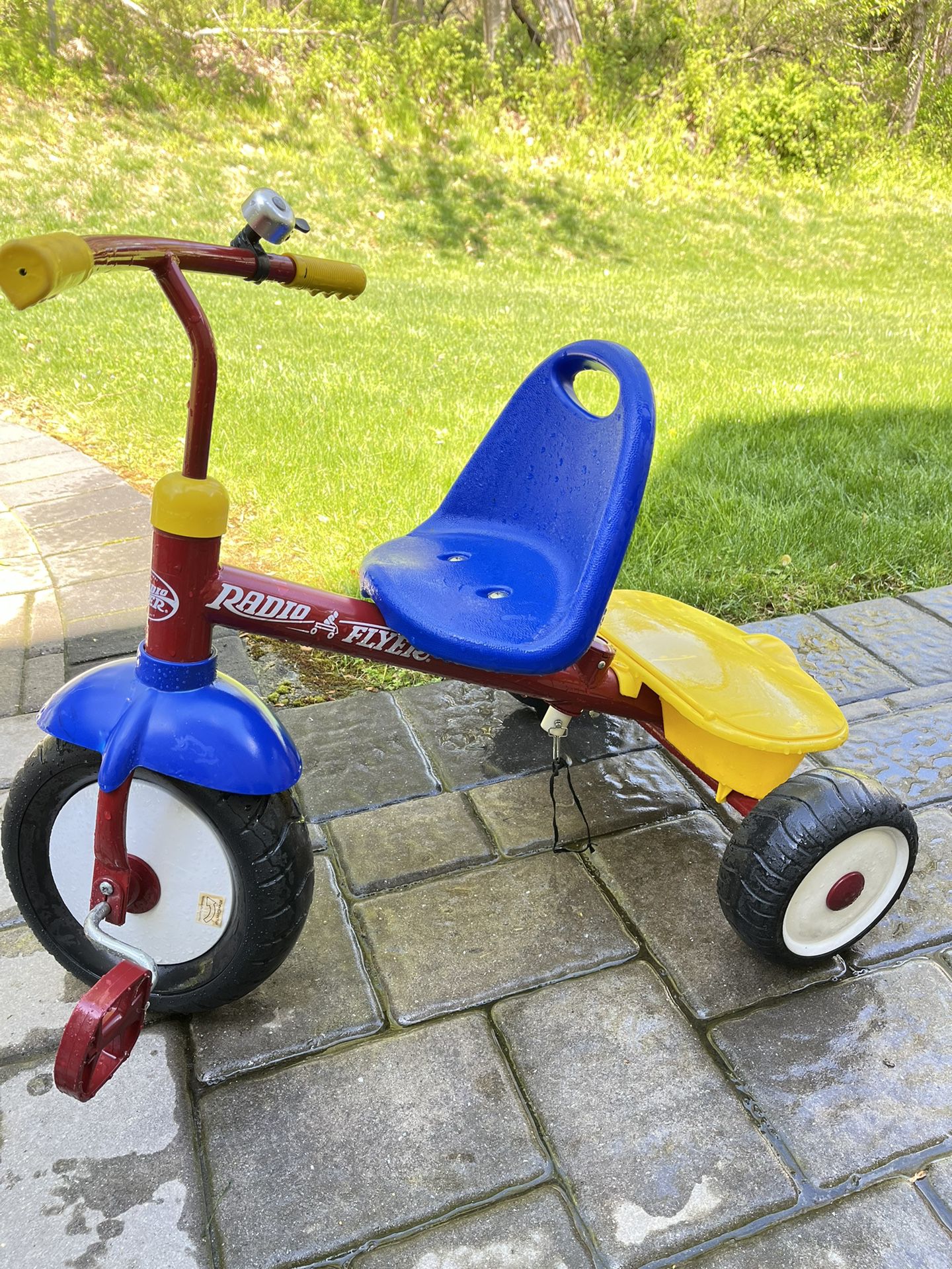 Radio Flyer Deluxe Steer and Stroll