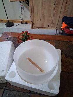 12" Crystal Singing Bowl F Note