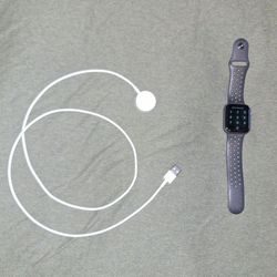 Apple Watch With Charger