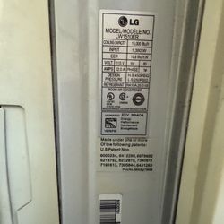 $ 10! / LG fully working window A/C unit , 15K  BTU
