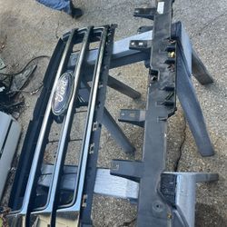 Ford Expedition Grill And Radiator Support For A 2020
