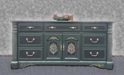 Solid wood dresser/buffet/media center