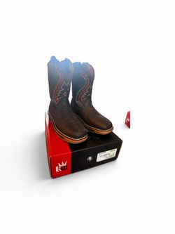 Leather boots