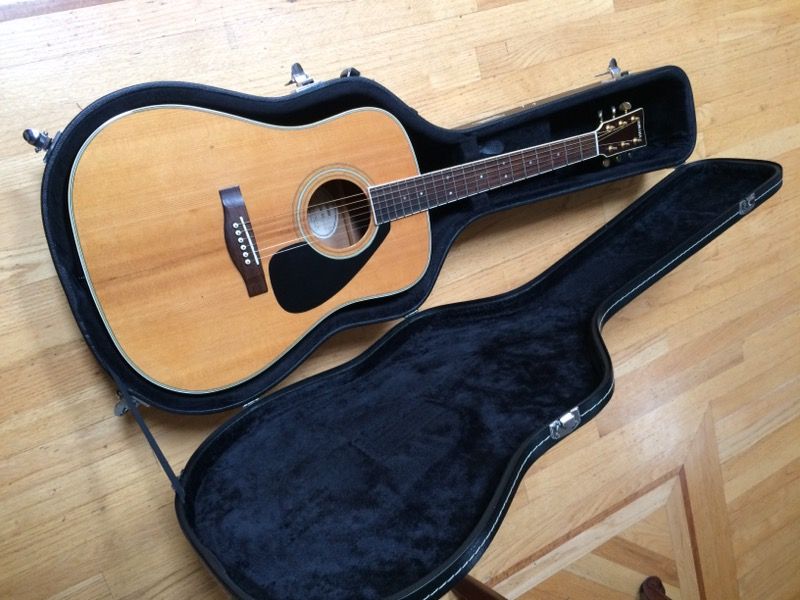 Yamaha dw-4s acoustic guitar
