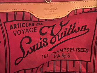Louis Vuitton Neverfull Tote Bag