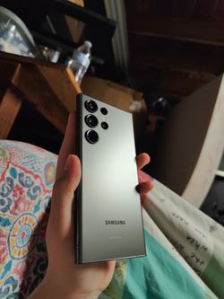 Samsung Galaxy S23 Ultra Green Smartphone
