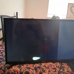 Broken TV SAMSUNG 