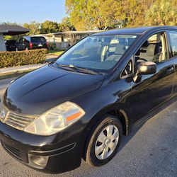 2009 Nissn Versa