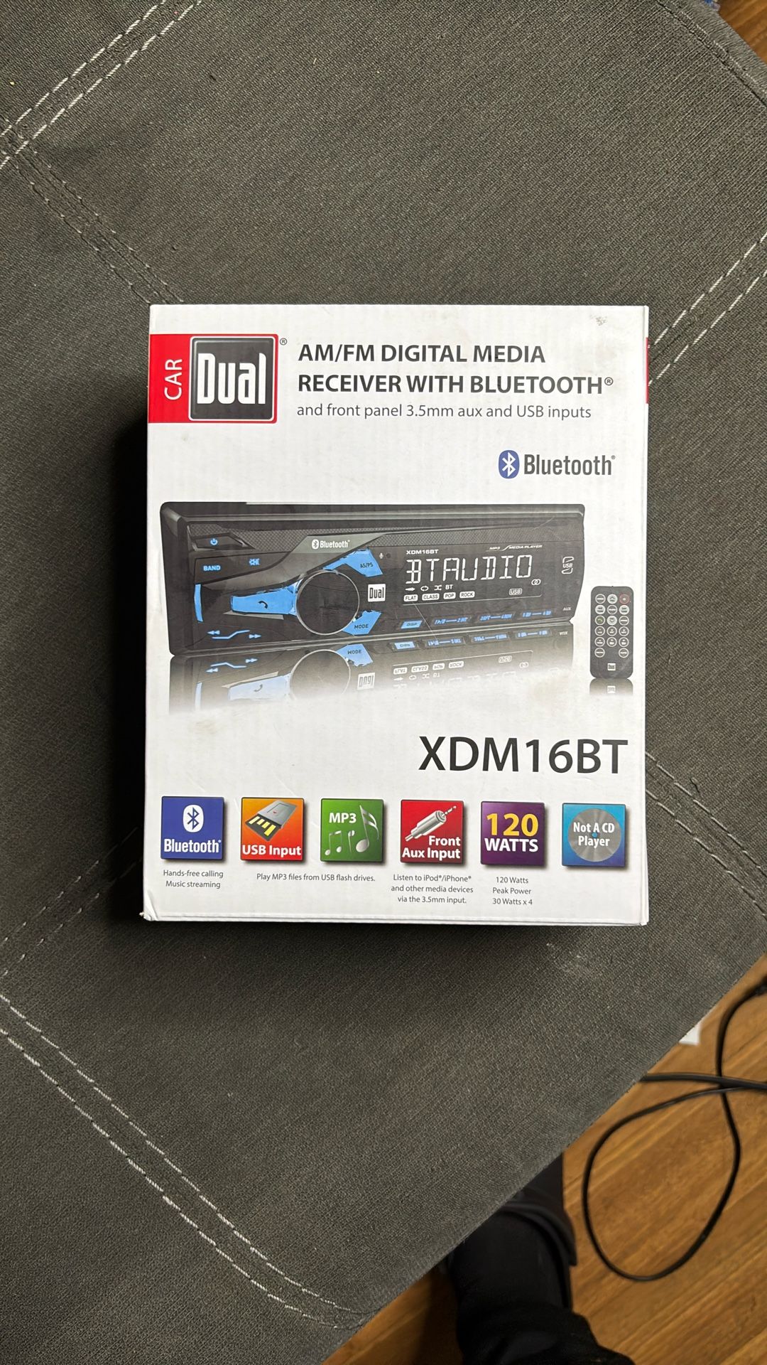 Am/Fm Digital Media Receiver With Bluetooth