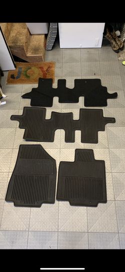 Nissan Pathfinder OEM all weather floor mats for sale