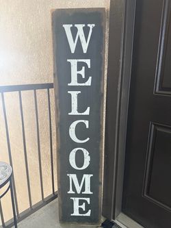 Welcome door sign